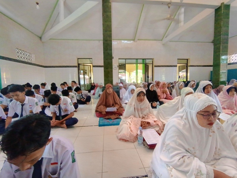 Matsamara Adakan Mujahadah Dan Halal Bihalal Bersama Wali Murid Jelang Ujian Madrasah TP 2024-2025