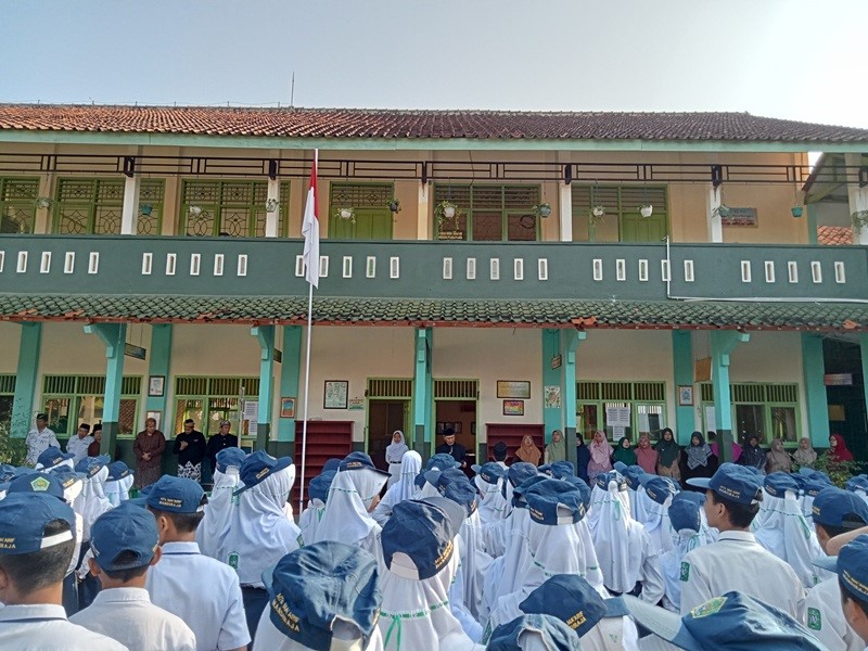Upacara Kemerdekaan Indonesia di Matsamara 